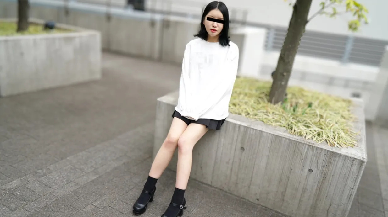 【无码】性瘾少妇铃宫光厕所野战实录！自愿献身痴迷抽插 番号：10musume-020923-01